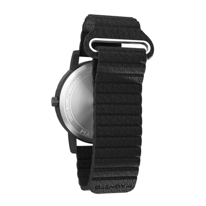 Komet Black synthetic leather magnetic black