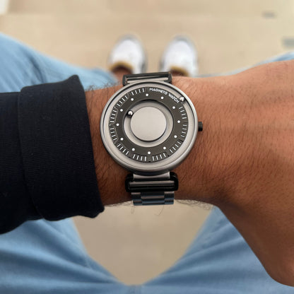 Magneto Watch - Primus Titan Edelstahl Silber - Lifestyle